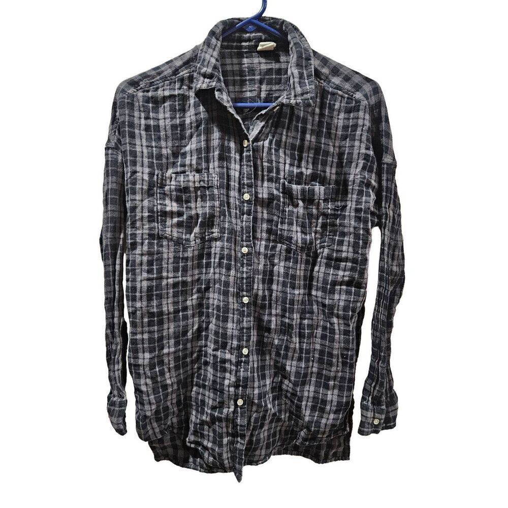 Wild Pearl S button up top